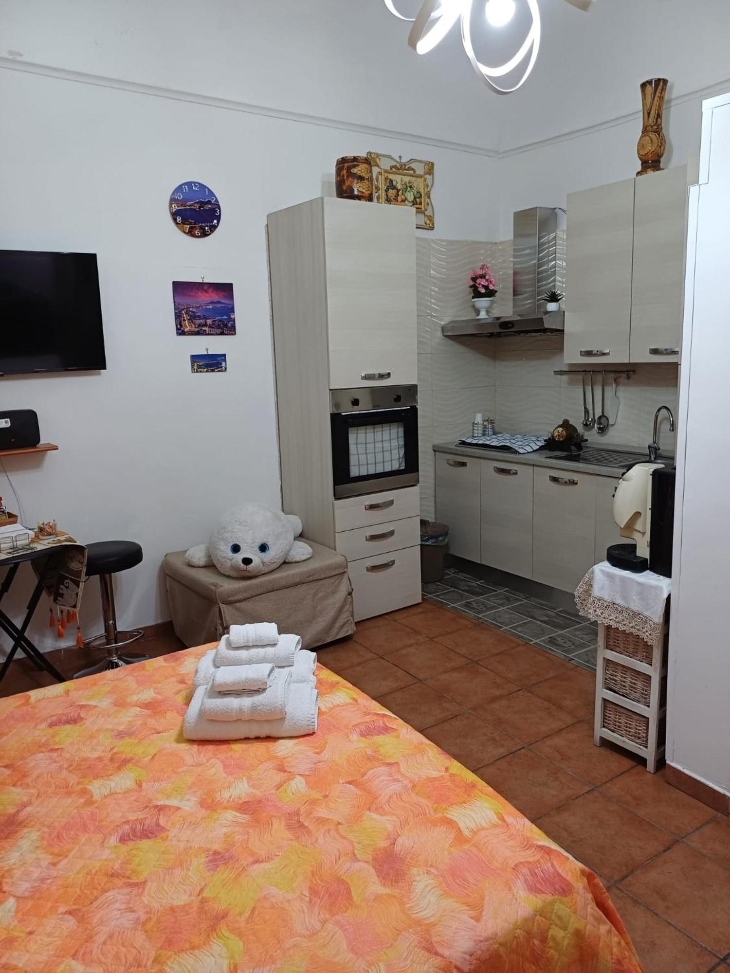 La Casetta Di Ciacione Napoli Bagian luar foto